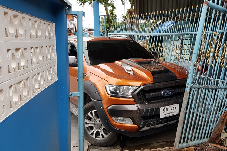 auto_folding_gate3
