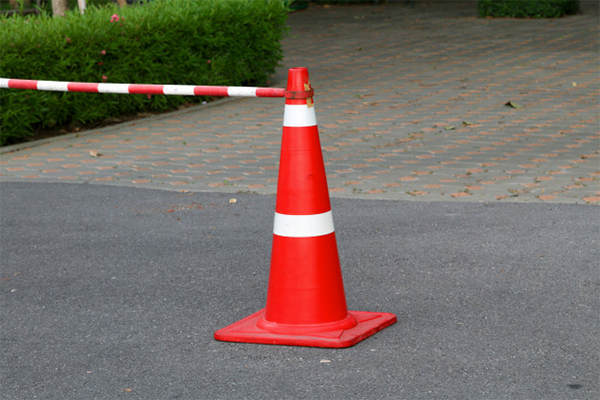 trafficcone1-12